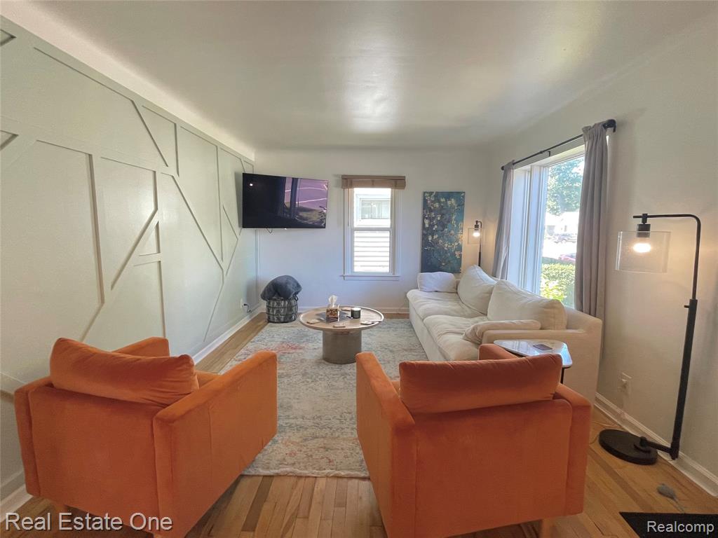 500 E CAMBOURNE Street, Ferndale, MI 48220 — Photo 4