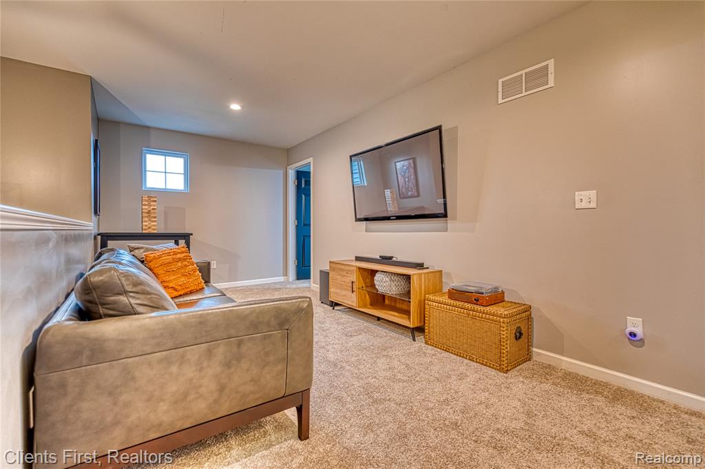 44343 Wilmington Drive, Canton, MI 48188 — Photo 36