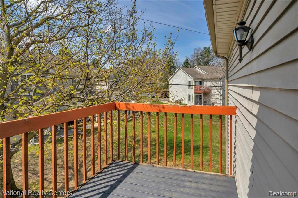 5026 AMHURST, Waterford, MI 48327 — Photo 16