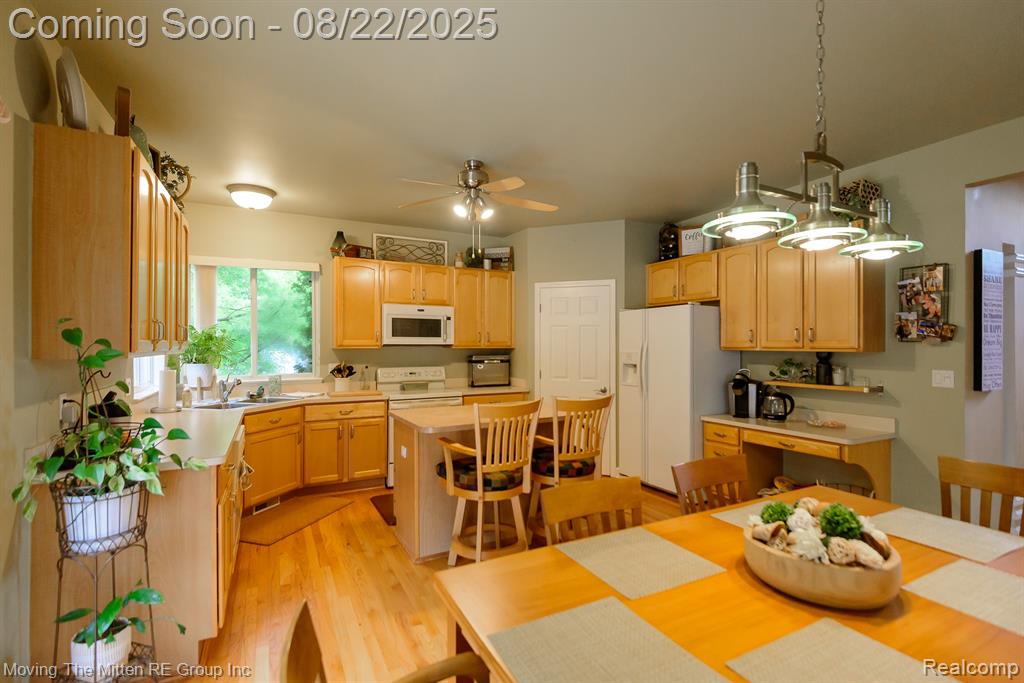 42782 Pond Ridge Lane, Van Buren, MI 48111 — Photo 12