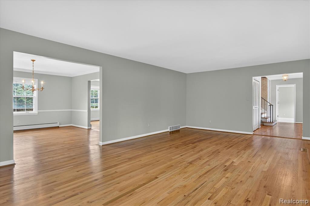 5447 Lahser Road, Bloomfield Hills, MI 48304 — Photo 13