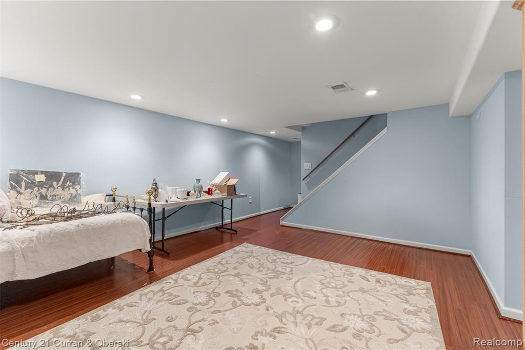 7941 N Charlesworth Street, Dearborn Heights, MI 48127 — Photo 25