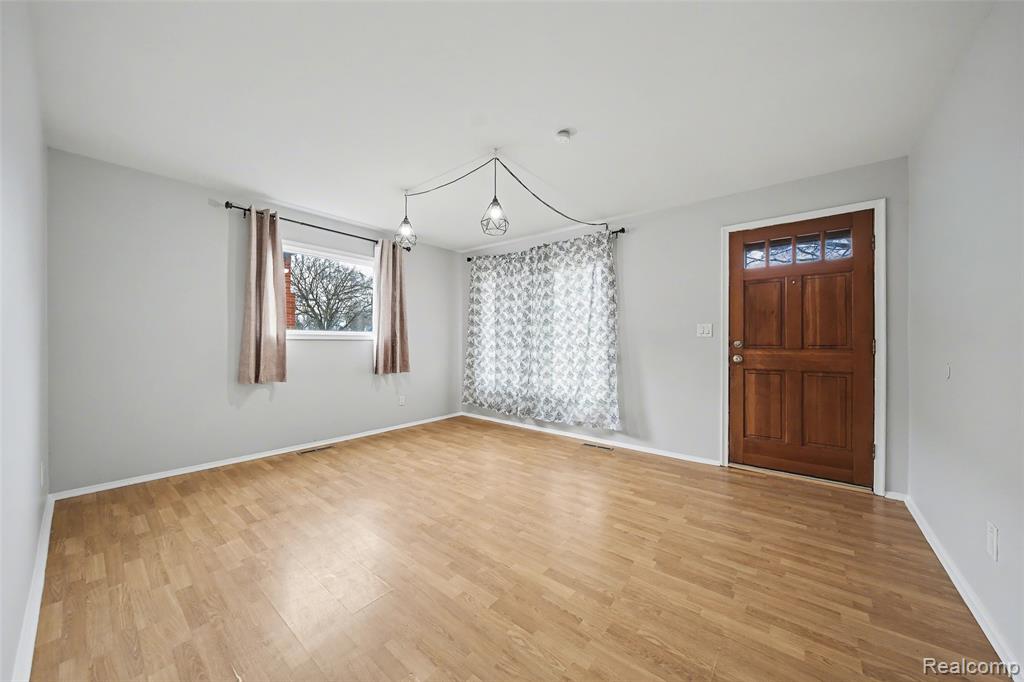 9228 Mueller Street, Taylor, MI 48180 — Photo 2