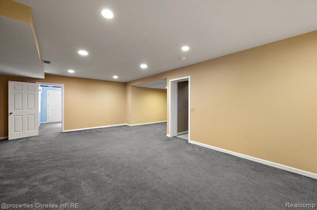 6835 High Ridge Road, West Bloomfield, MI 48324 — Photo 59