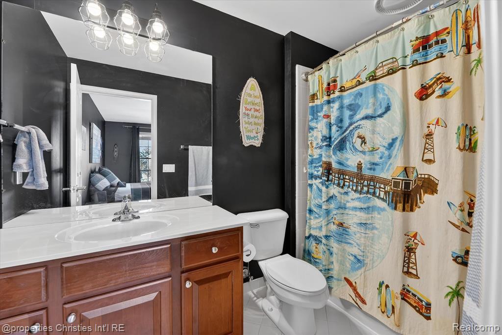 16224 Oak Forest Court W, Northville, MI 48168 — Photo 49