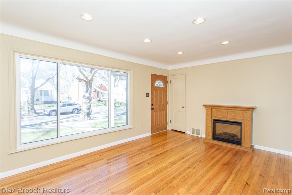 718 Meadowdale Street, Ferndale, MI 48220 — Photo 4