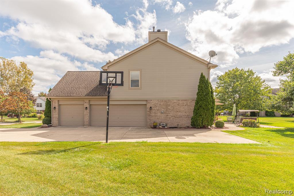 46551 SCOTIA, Canton, MI 48187 — Photo 4