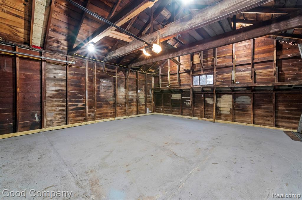 824 Florence Avenue, Royal Oak, MI 48067 — Photo 36