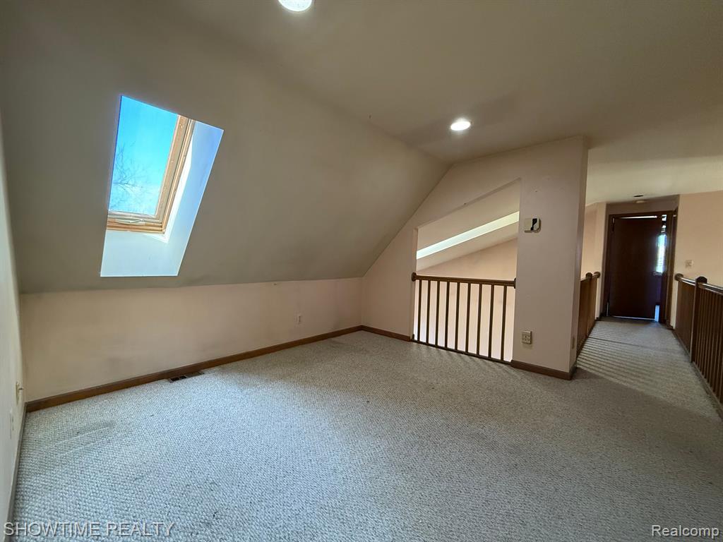 40537 DENBIGH Drive, Sterling Heights, MI 48310 — Photo 26