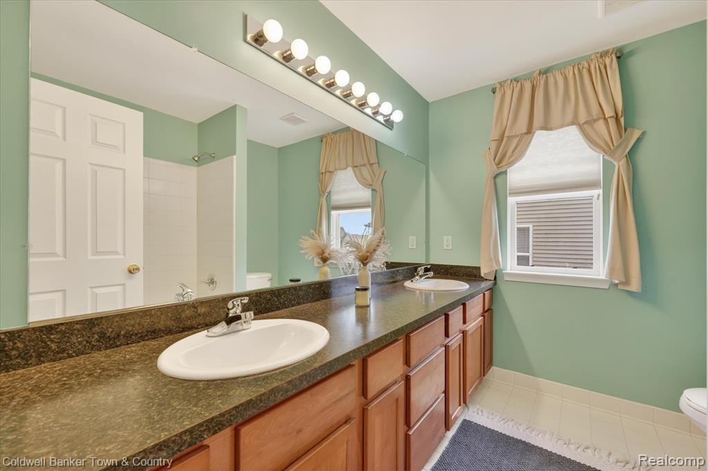 28294 Cottage Lane, New Hudson, MI 48165 — Photo 35