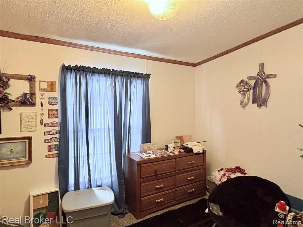 6054 Lapeer Road, Burton, MI 48509 — Photo 13