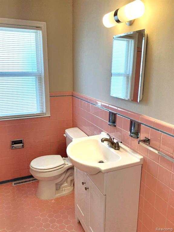 8131 THEISEN, Center Line, MI 48015 — Photo 18