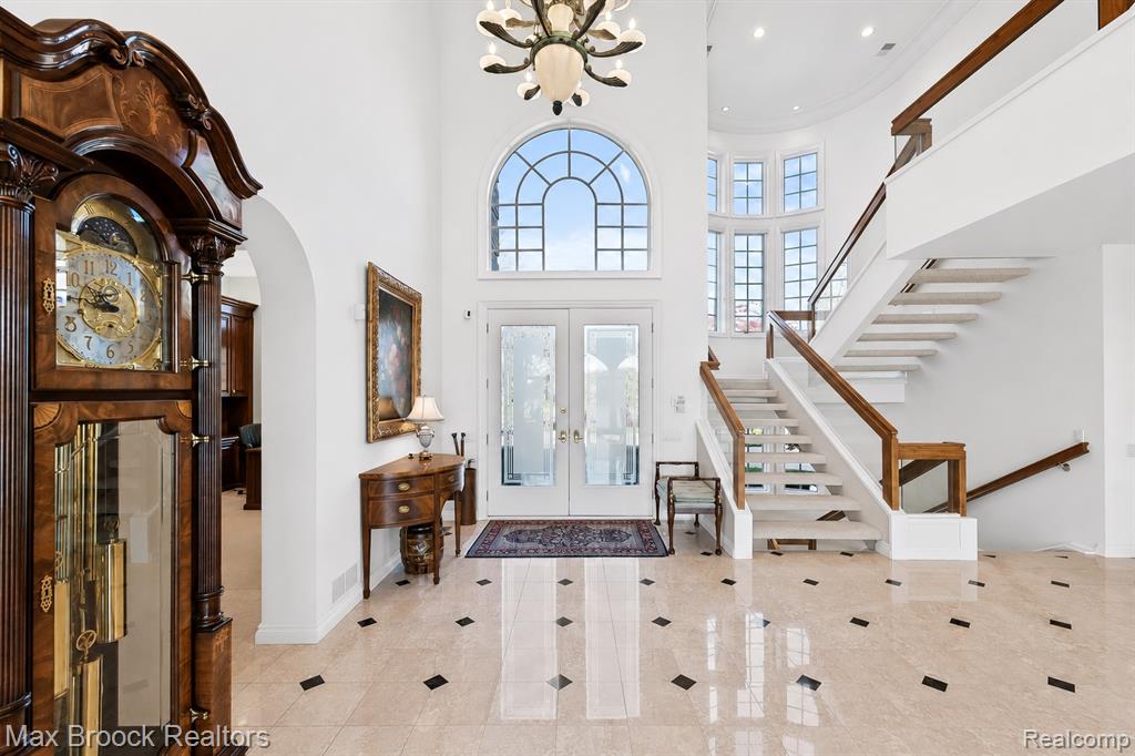 1832 Long Lake Shore Drive, Bloomfield Hills, MI 48302 — Photo 9