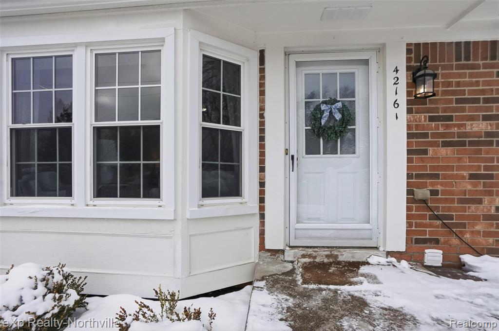 42161 Mill Race Circle, 32, Plymouth, MI 48170 — Photo 3