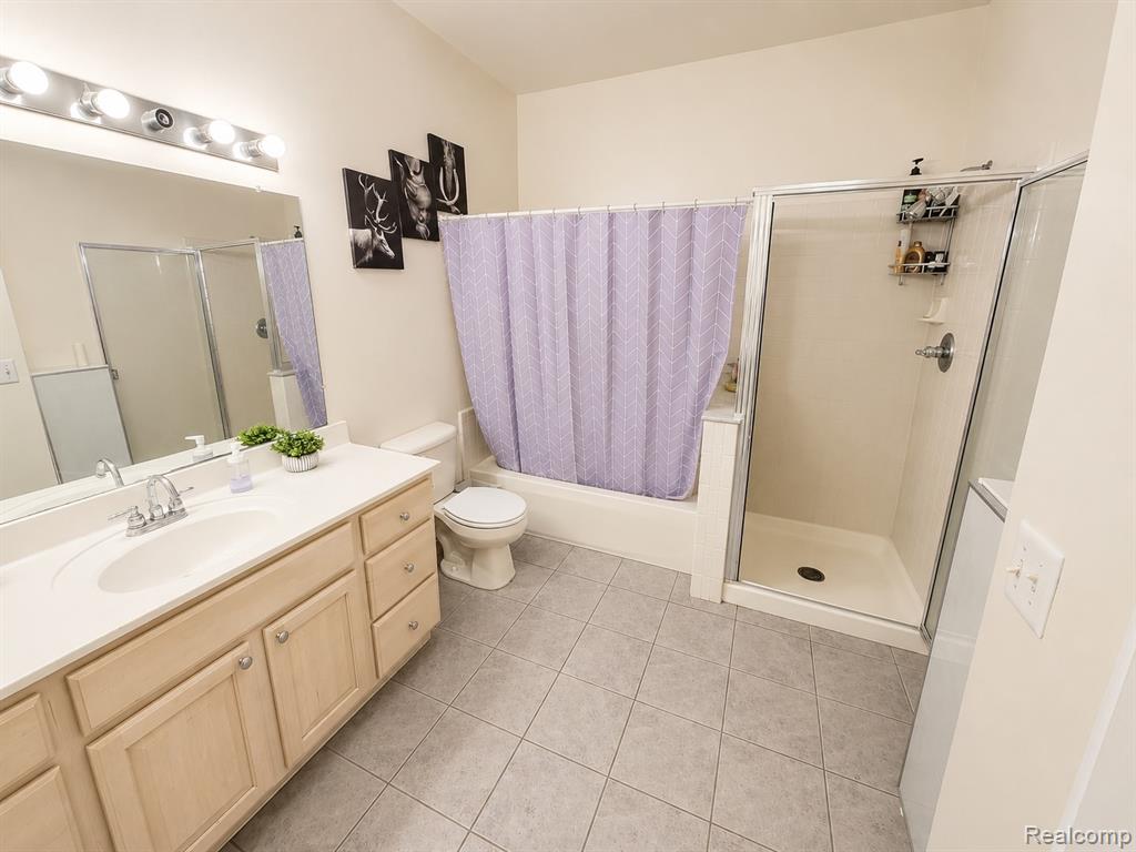 3067 Silverbrook Drive, Rochester, MI 48306 — Photo 9