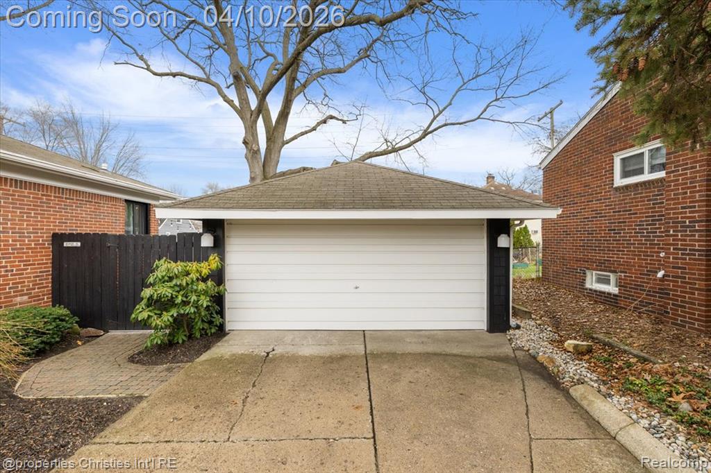 8441 Northfield Boulevard, Oak Park, MI 48237 — Photo 39