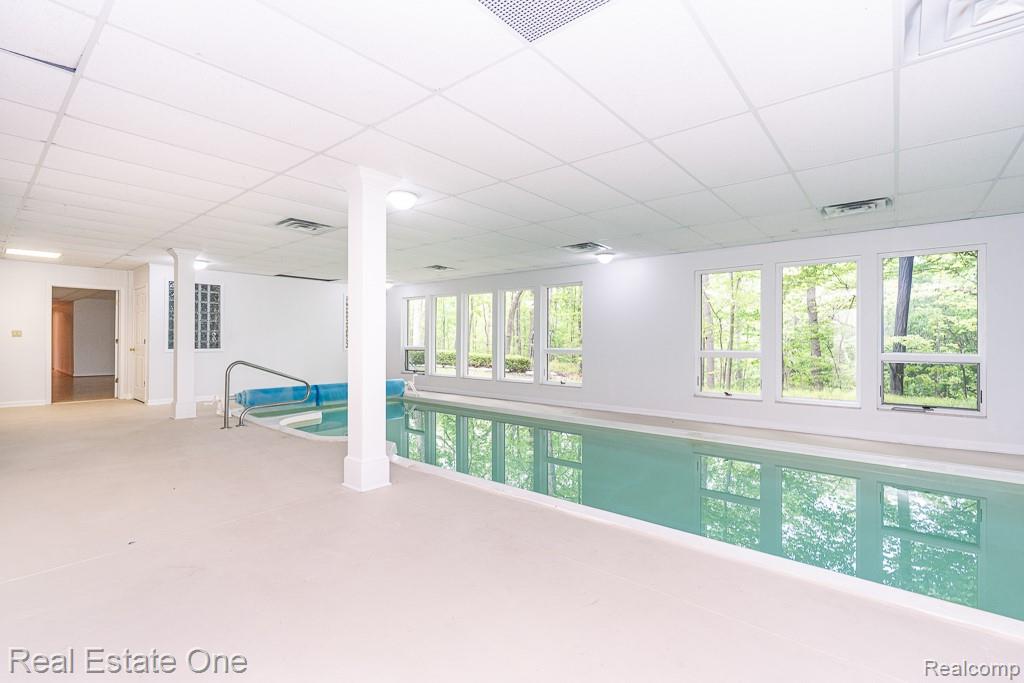 2670 Spring Grove Drive, Brighton, MI 48114 — Photo 48