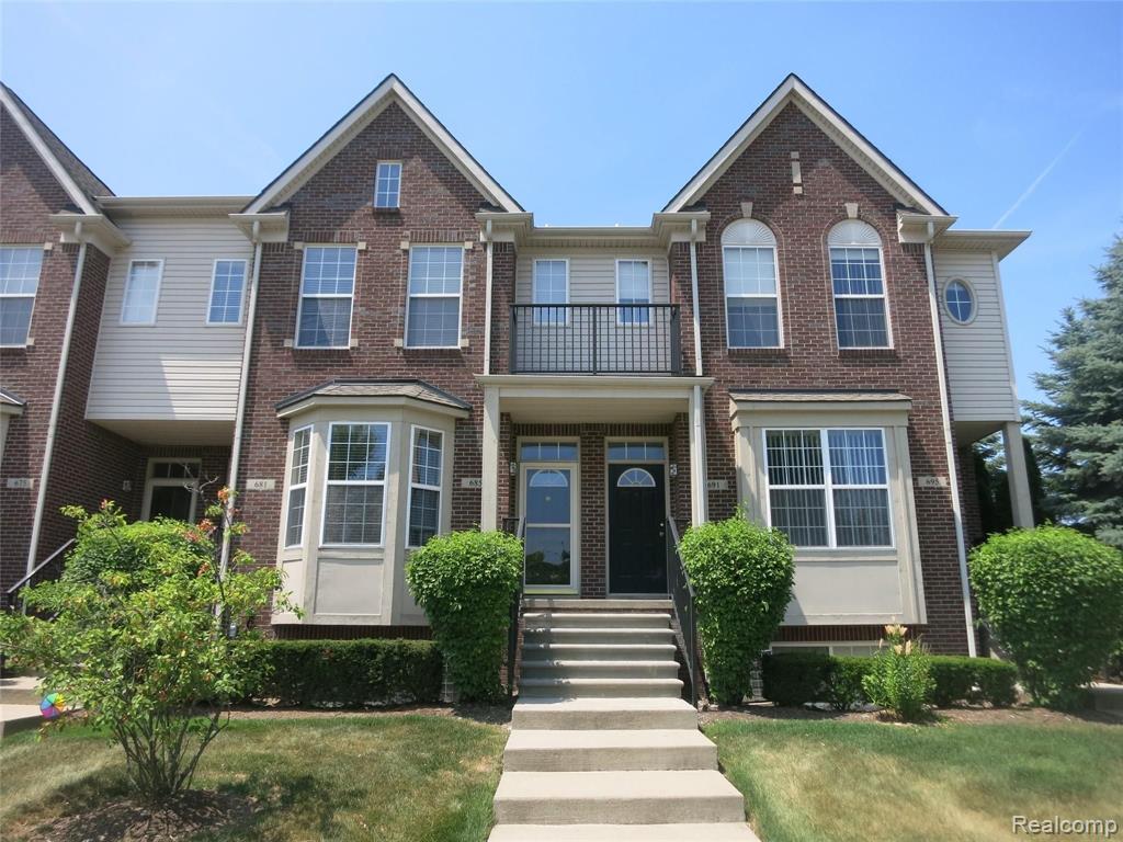 685 SUMMERFIELD Drive, Westland, MI — Photo 2