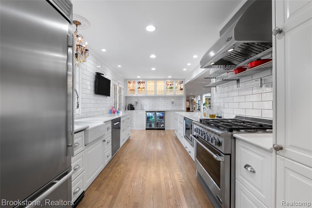 4083 Charing Cross Road, Bloomfield Hills, MI 48304 — Photo 11