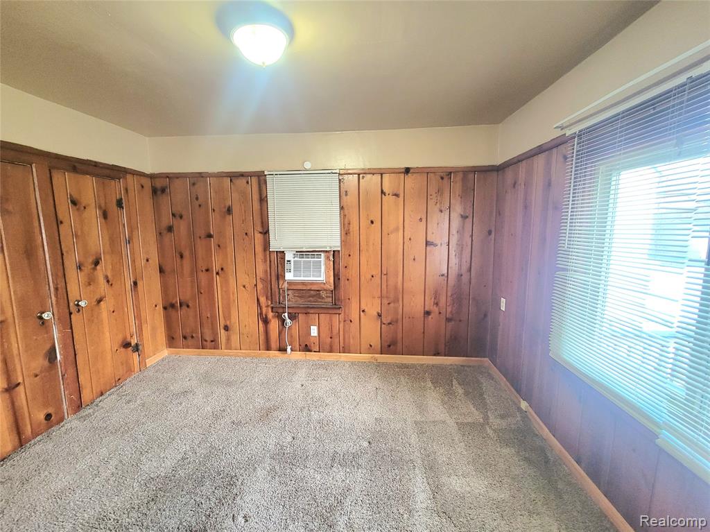 8238 Chalmers Avenue, Warren, MI 48089 — Photo 15