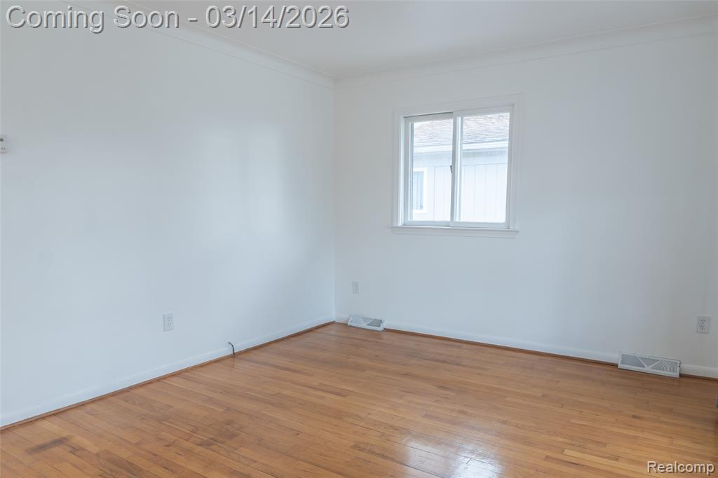 22824 Donald Avenue, Eastpointe, MI 48021 — Photo 8