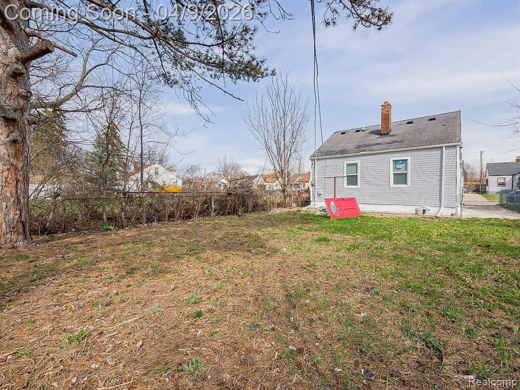 9163 Winthrop Street, Detroit, MI 48228 — Photo 19