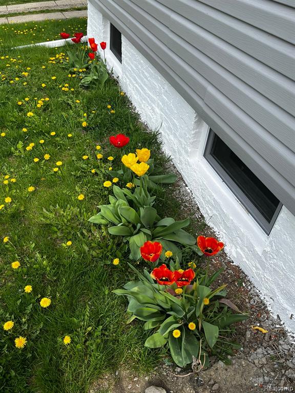417 E HUNT Street, Adrian, MI 49221 — Photo 35