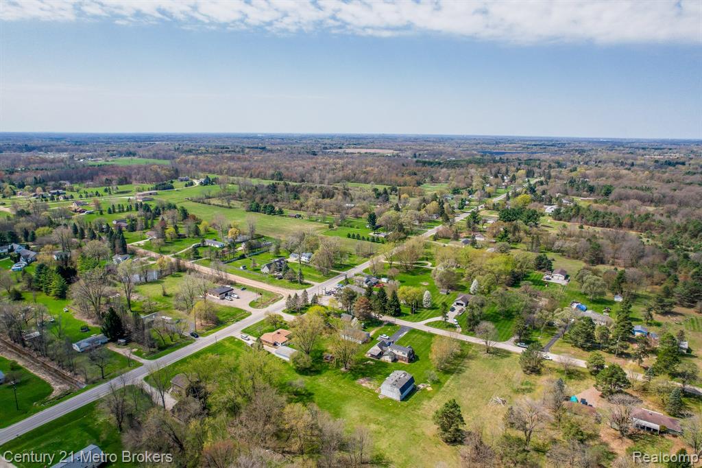 6043 N Gale Road, Davison, MI 48423 — Photo 34