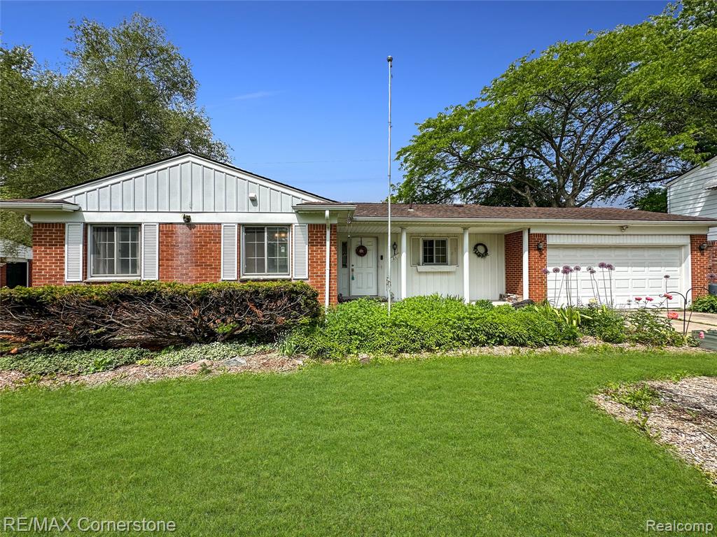 21 Edison Avenue, Ypsilanti, MI 48197
