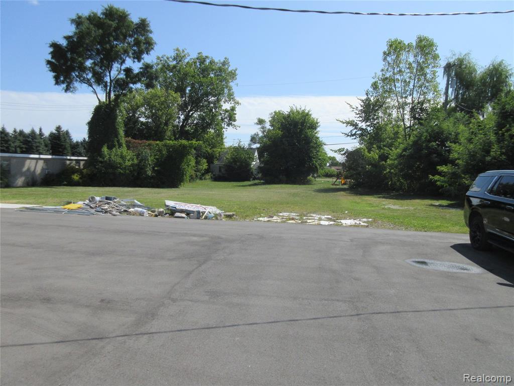 49908 Gratiot Avenue, Chesterfield, MI — Photo 5