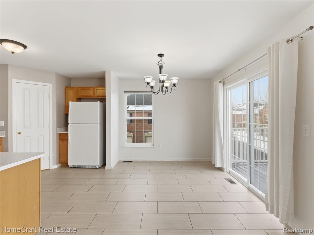 47551 PEMBROKE Drive, Canton, MI 48188 — Photo 11