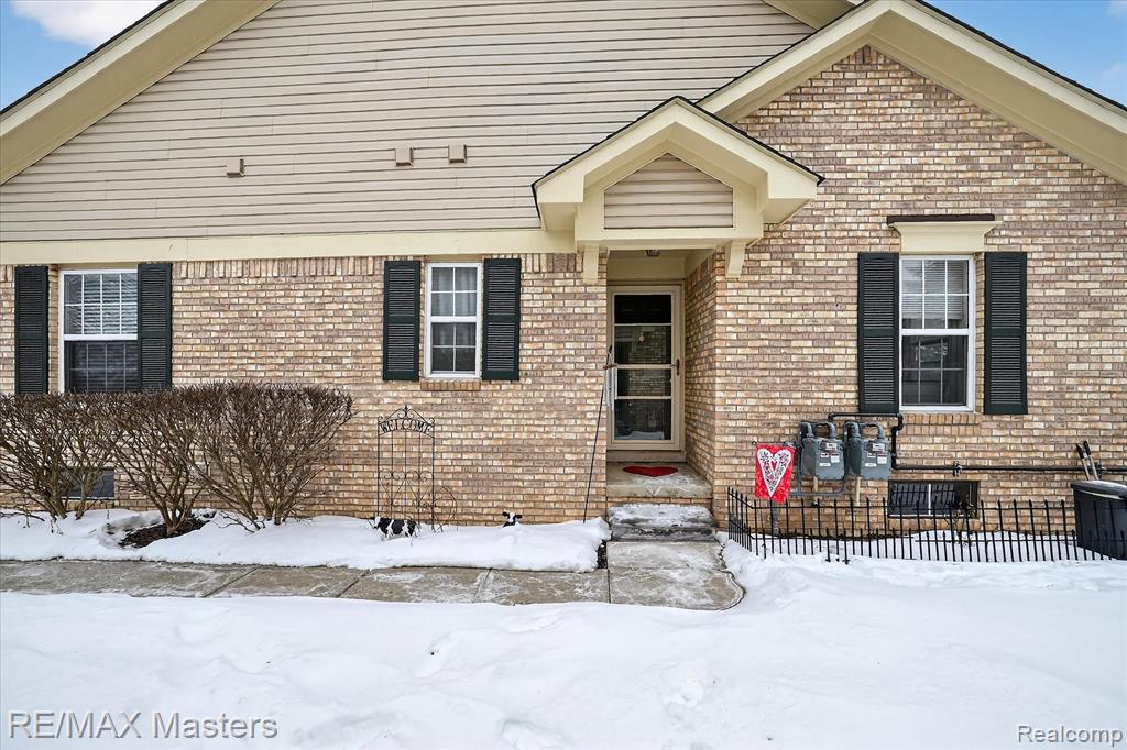 25409 Willowbrook Court, Flat Rock, MI 48134 — Photo 3