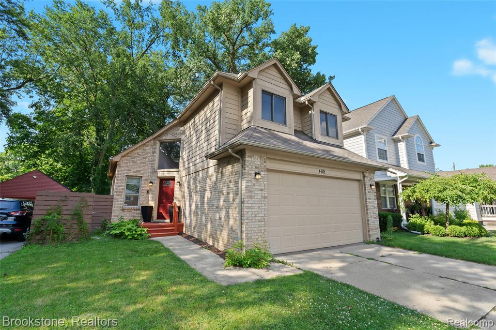 400 LA PLAZA, Royal Oak, MI 48073 — front exterior