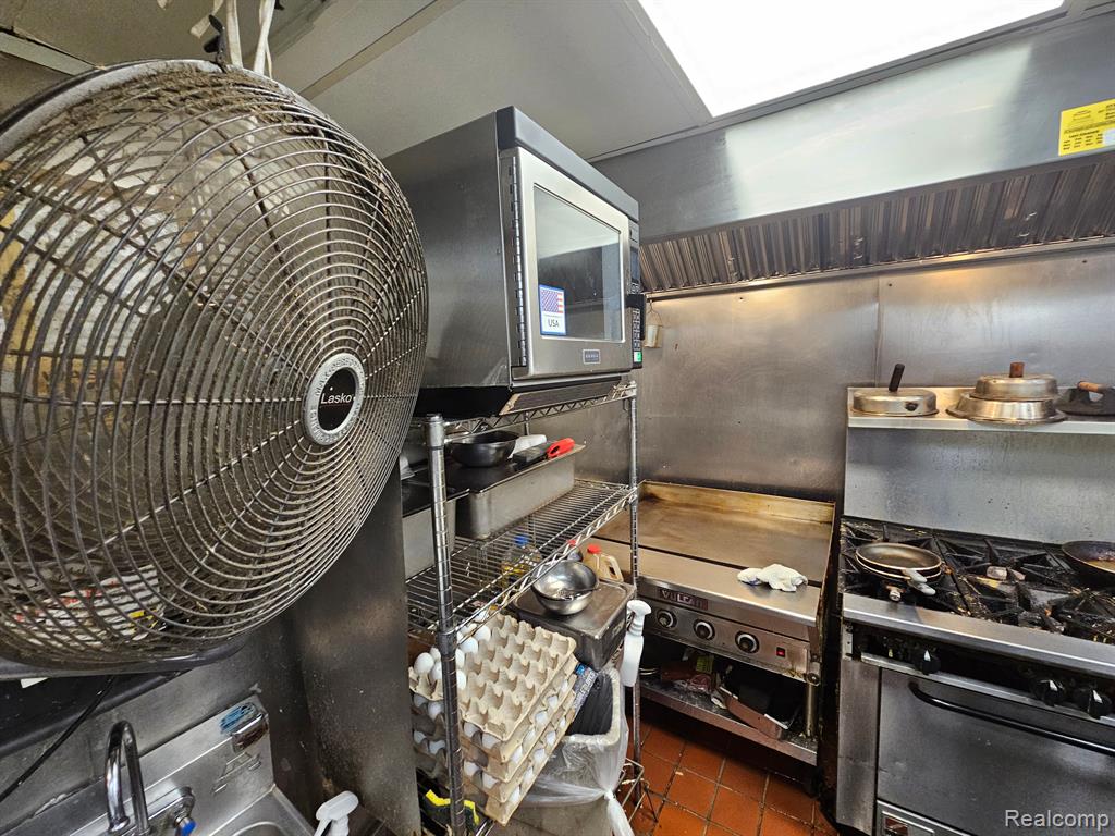 884 S STATE Street, Oscoda, MI, 48750