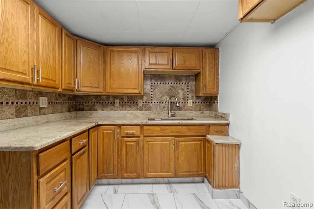 7718 Steadman Street, Dearborn, MI 48126 — Photo 48