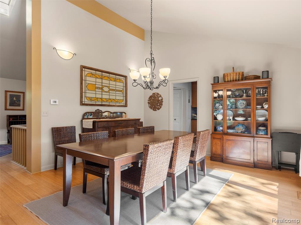 4351 Queens Way, Bloomfield Hills, MI 48304 — Photo 13