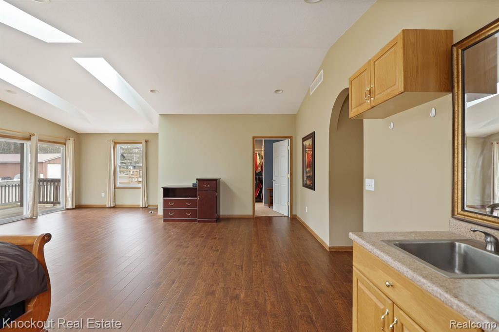 8661 VASSAR Road, Millington, MI 48746 — Photo 26