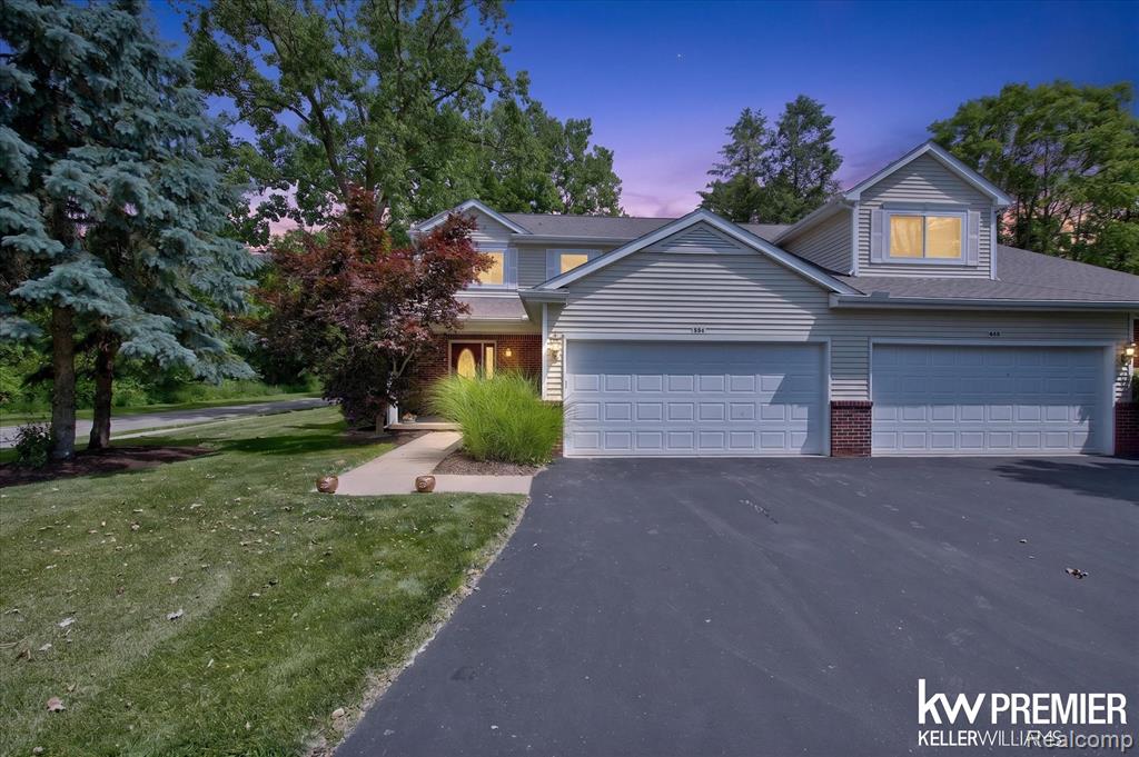 551 Indian Oaks Drive, Howell, MI 48843 — front exterior
