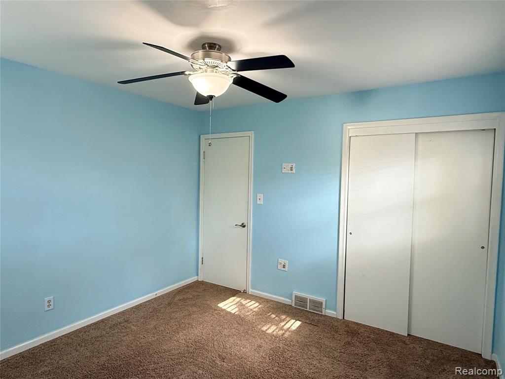6649 Burnly Street W, Garden City, MI — Photo 11