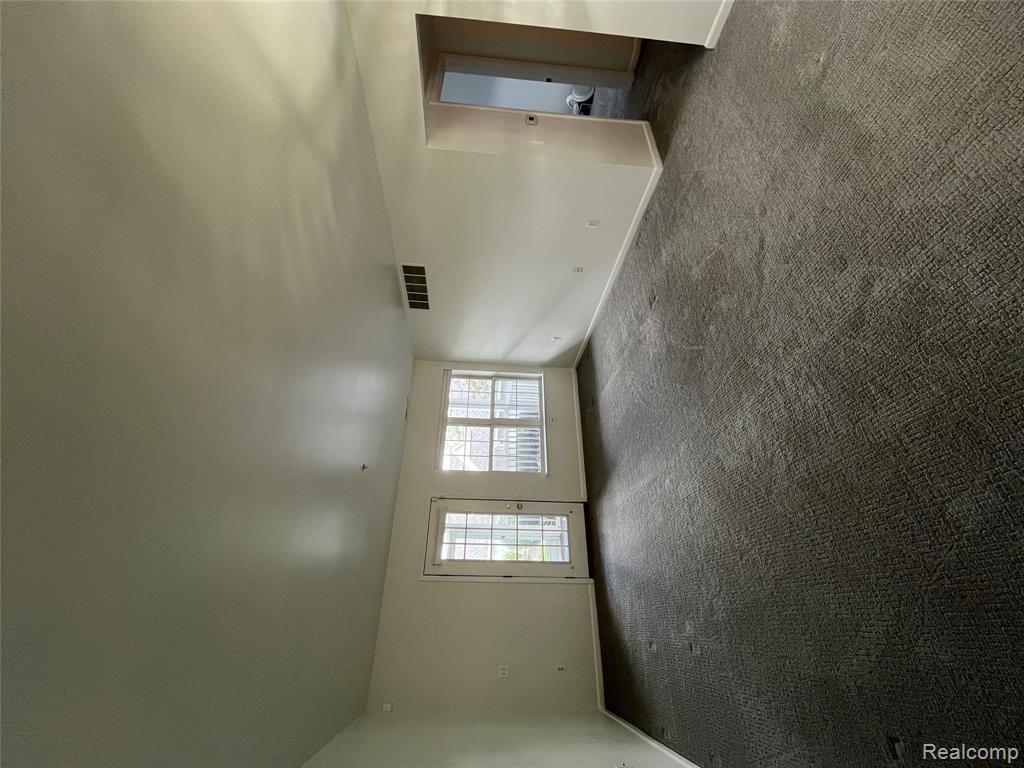 1105 Joyce Lane, Ann Arbor, MI 48103 — Photo 4