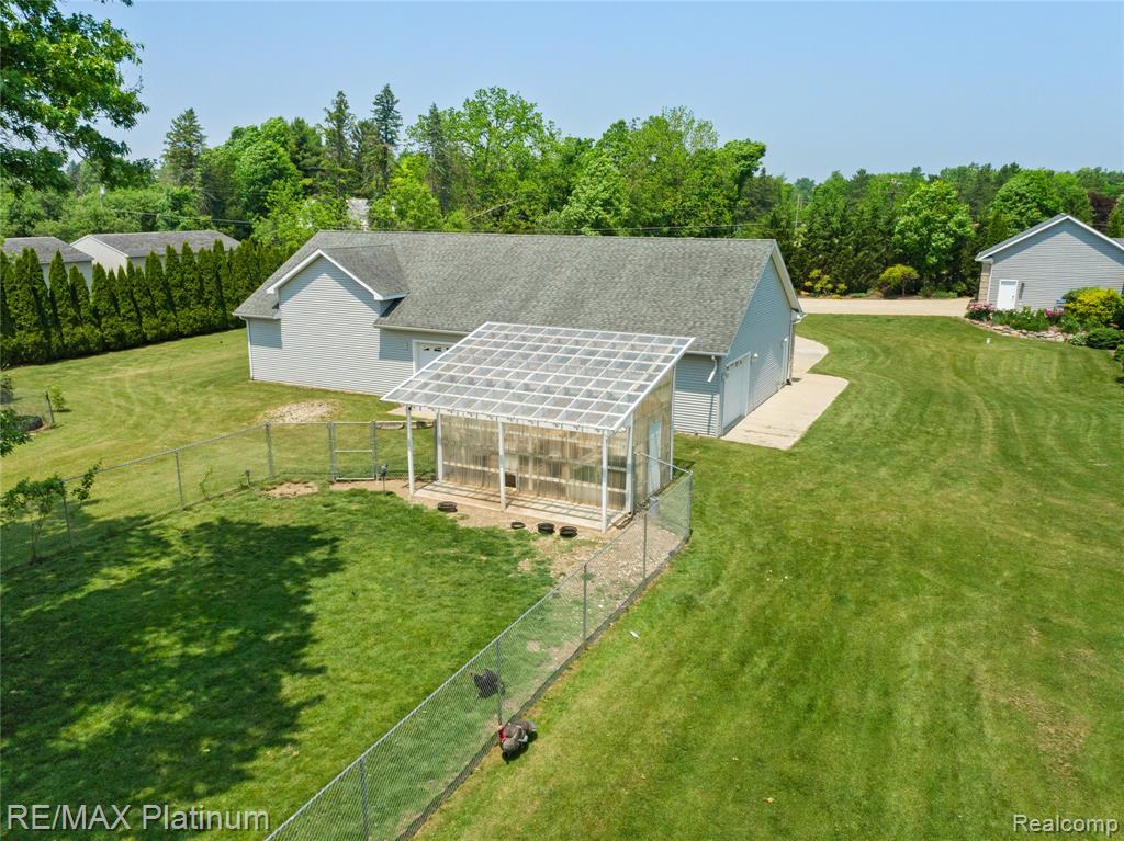 8922 McClements Road, Brighton, MI 48114 — Photo 33