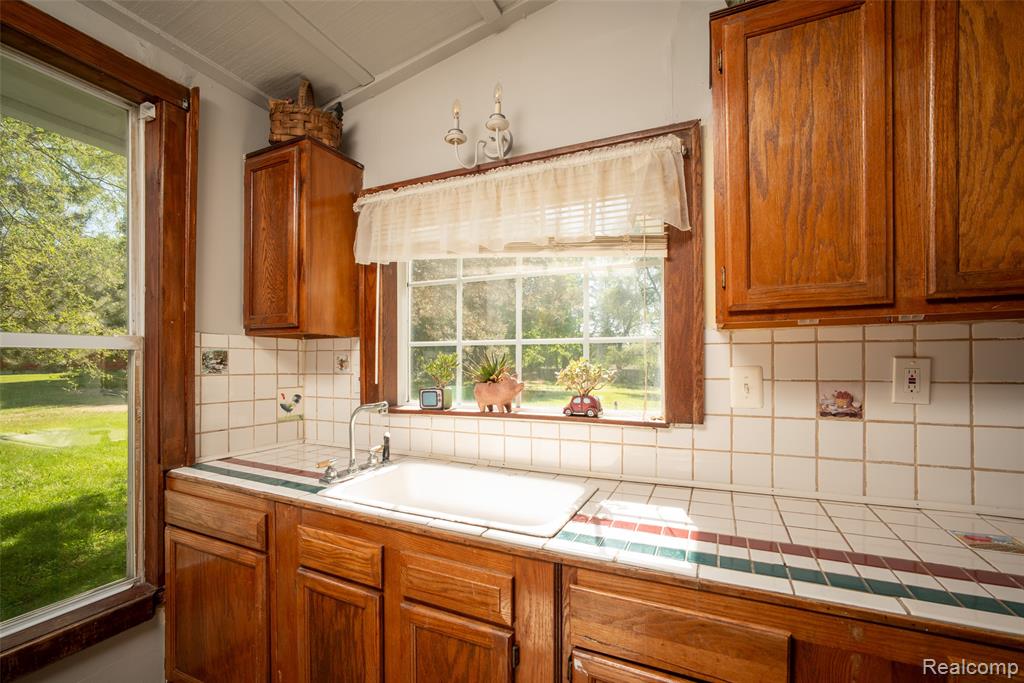 7016 Davison Road, Davison, MI 48423 — Photo 15