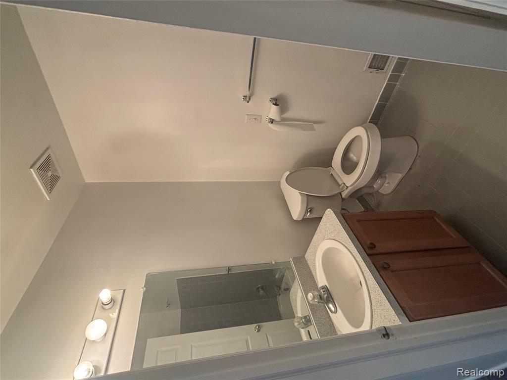 787 Piper Boulevard, Detroit, MI 48215 — Photo 21
