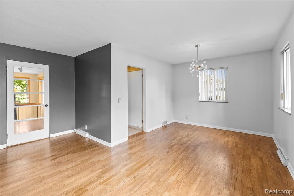2354 Grove Park Road, Fenton, MI 48430 — Photo 15