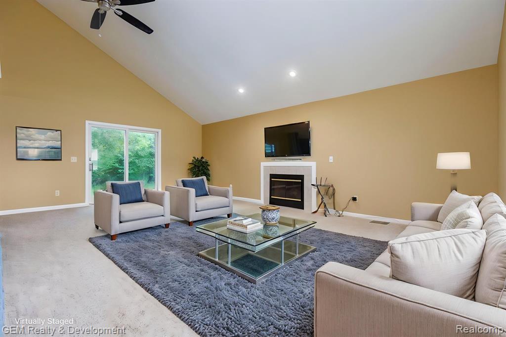 1111 Sarah Road, Pinckney, MI 48169 — Photo 4