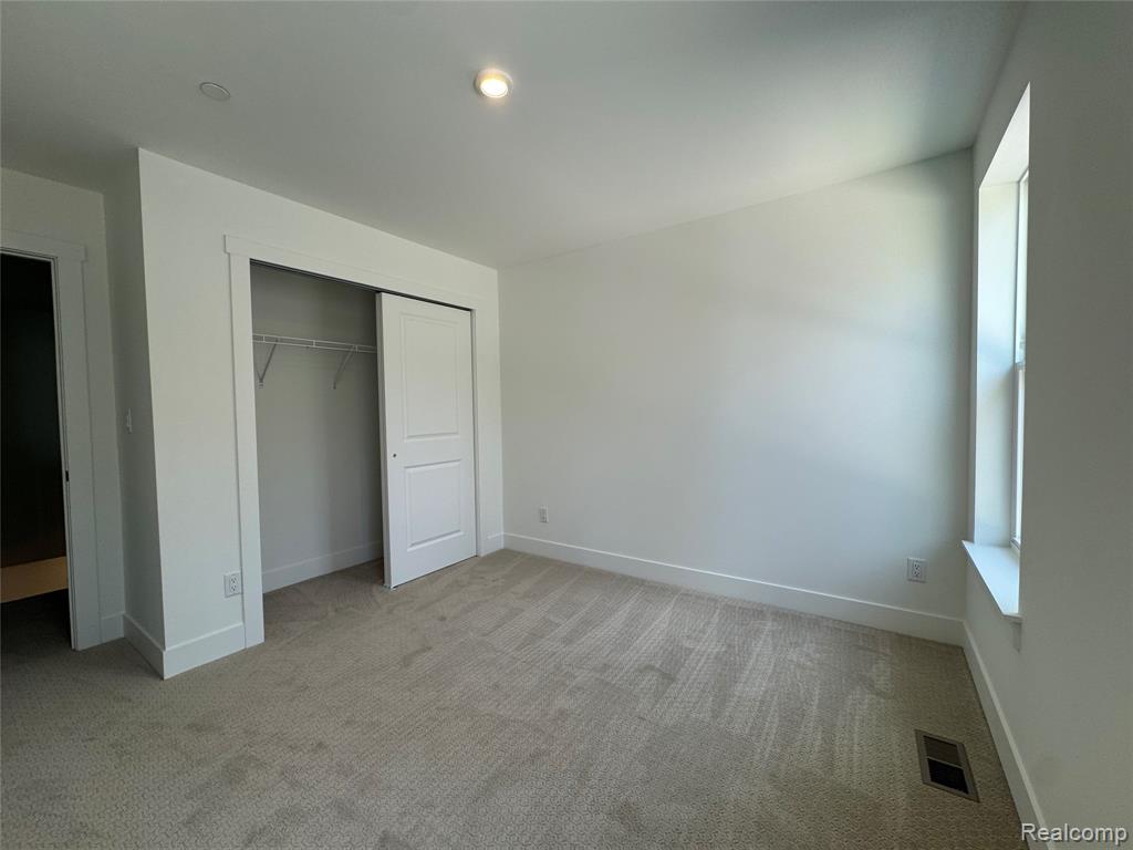 49482 Coldwater Ridge Drive, Northville, MI — Photo 15