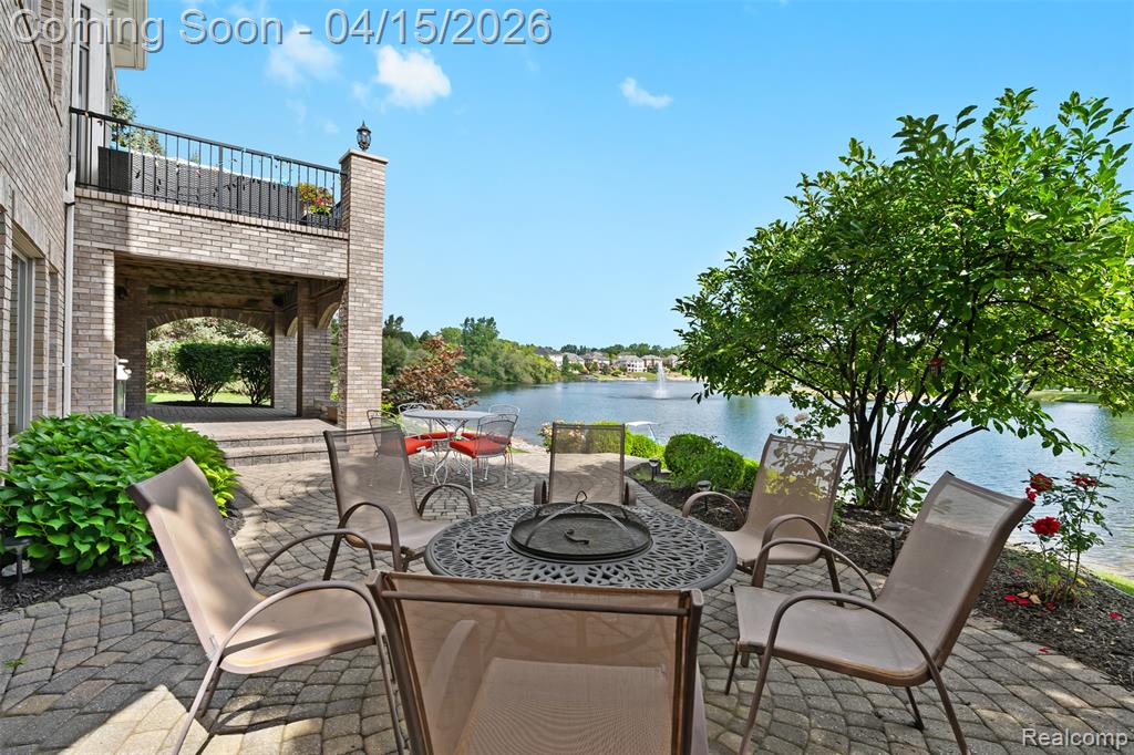 49265 Parkshore Court, Northville, MI 48168 — Photo 38