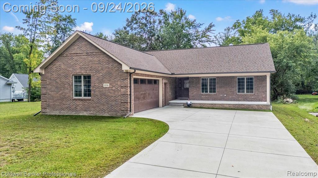 8896 Pacton Drive, Shelby Twp, MI 48317
