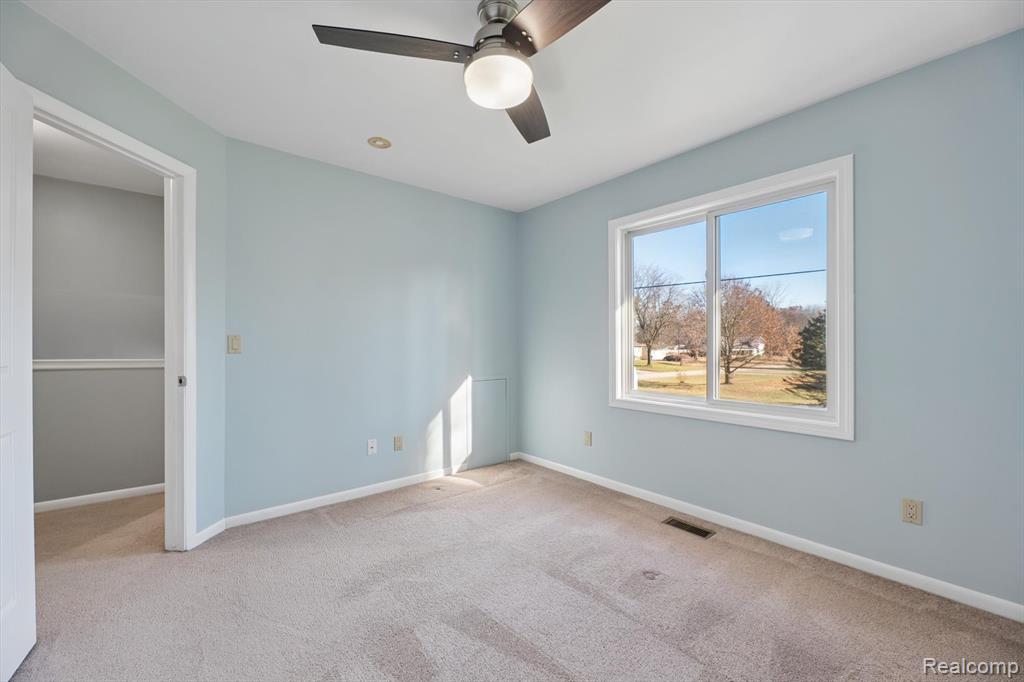 18777 Martinsville Road, Belleville, MI 48111 — Photo 16