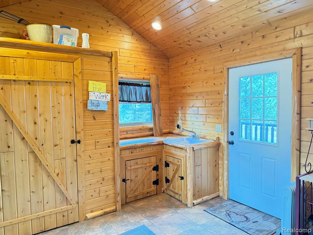 4765 Mertz, Mayville Vlg, MI 48744 — Photo 19